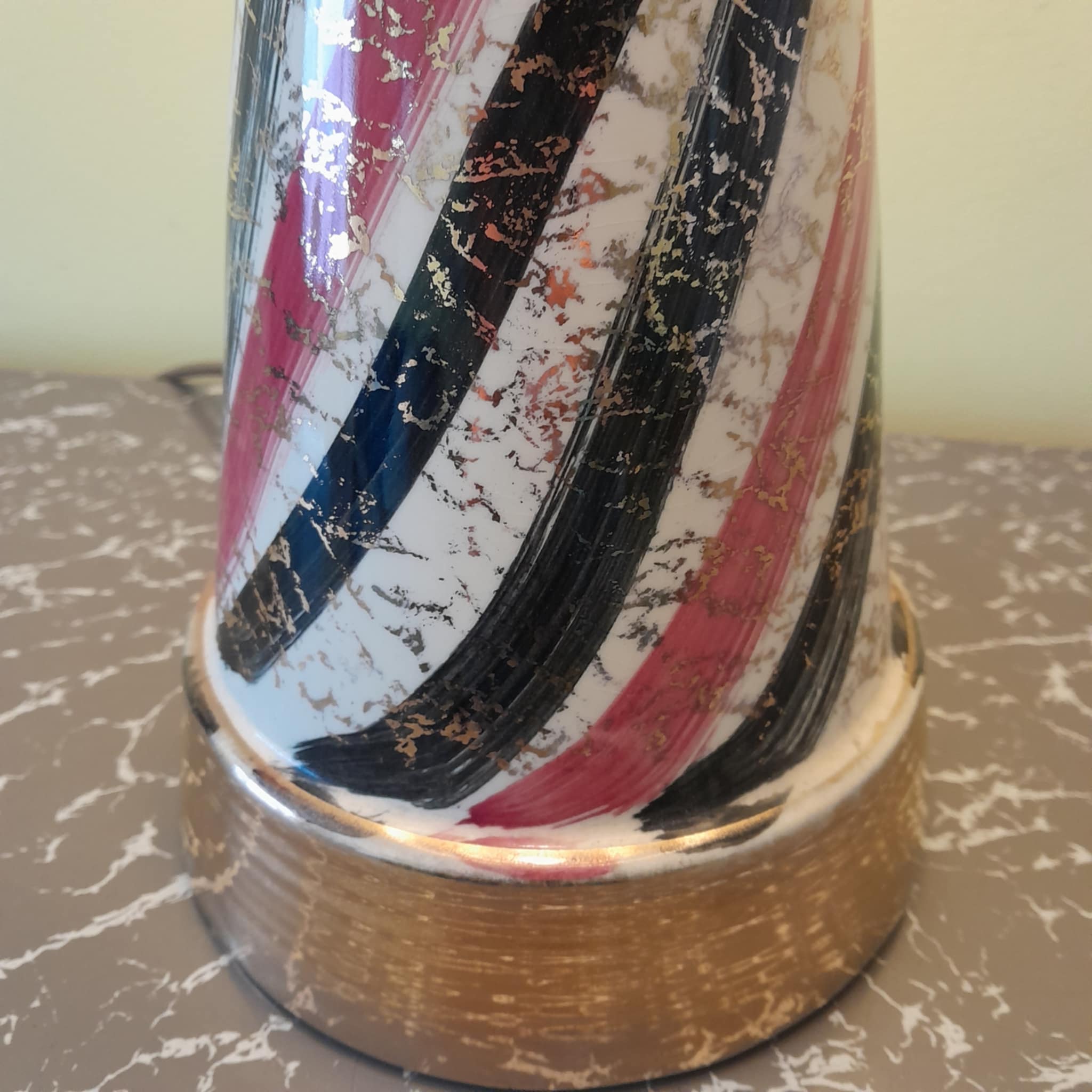 1950's Vintage American Lamp With Retrashade Fibreglass Shade - Image 2