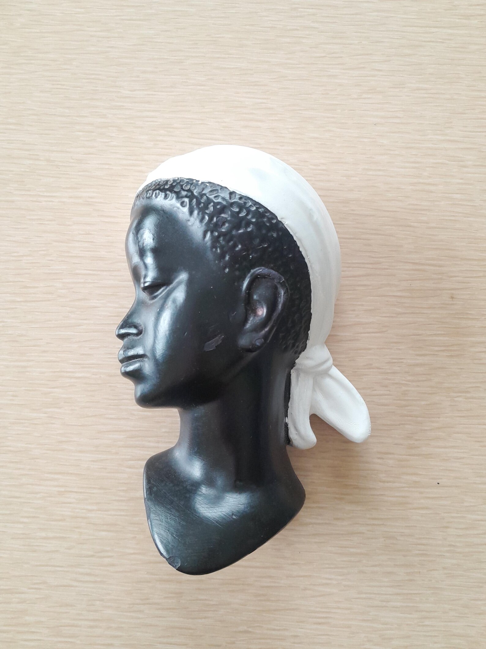 Duron Chalkware African Lady Wall Mask. 1950's Kitsch - Image 2